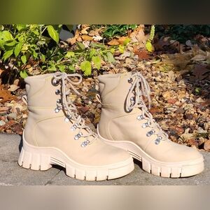 GUESS HEARLY LUG SOLE HIKING BOOT SZ 7